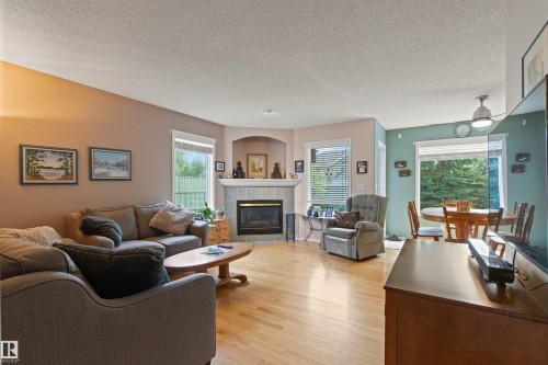 627 Wotherspoon Close Nw, Edmonton, AB - Indoor Photo Showing Living Room With Fireplace
