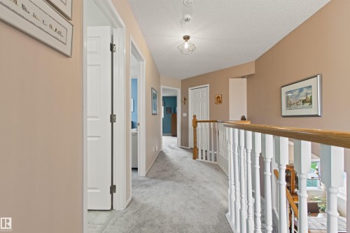 627 Wotherspoon Close Nw, Edmonton, AB - Indoor Photo Showing Other Room