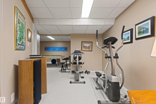 627 Wotherspoon Close Nw, Edmonton, AB - Indoor Photo Showing Gym Room