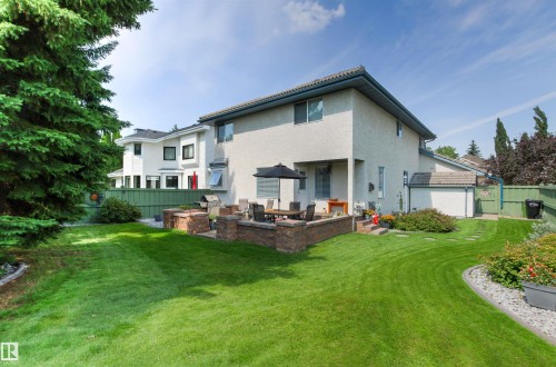 627 Wotherspoon Close Nw, Edmonton, AB - Outdoor With Backyard With Exterior