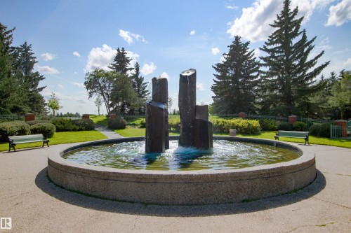 627 Wotherspoon Close Nw, Edmonton, AB - Outdoor