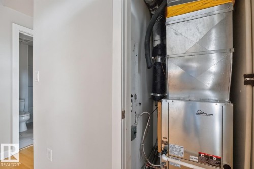 #405 10388 105 St Nw, Edmonton, AB - Indoor Photo Showing Laundry Room
