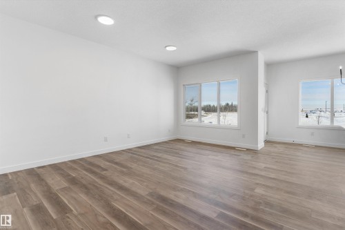748 Astoria Way, Devon, AB - Indoor Photo Showing Other Room