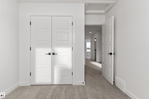 1068 Mcleod Avenue, Spruce Grove, AB - Indoor Photo Showing Other Room