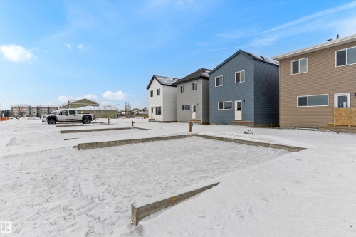 1068 Mcleod Avenue, Spruce Grove, AB - Outdoor