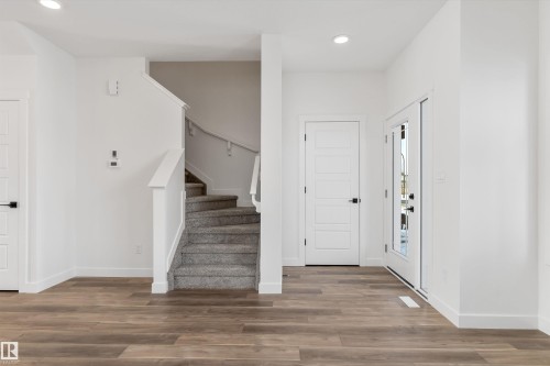 1068 Mcleod Avenue, Spruce Grove, AB - Indoor Photo Showing Other Room