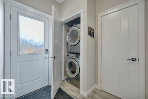 729 Berg Loop, Leduc, AB - Indoor Photo Showing Laundry Room