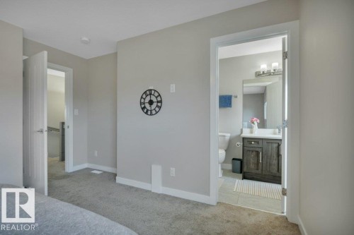 729 Berg Loop, Leduc, AB - Indoor