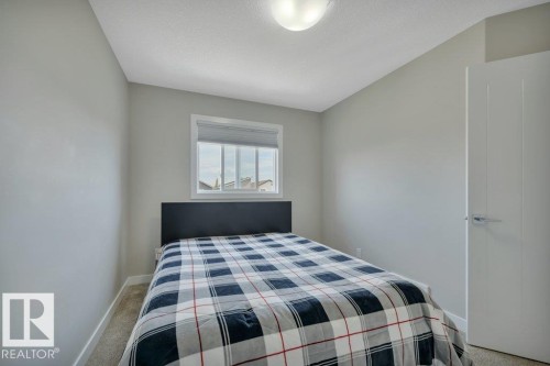 729 Berg Loop, Leduc, AB - Indoor Photo Showing Bedroom