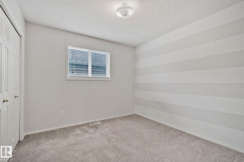 867 Blacklock Way Sw, Edmonton, AB - Indoor Photo Showing Other Room