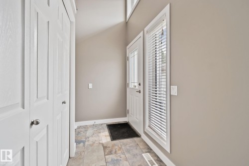 867 Blacklock Way Sw, Edmonton, AB - Indoor Photo Showing Other Room