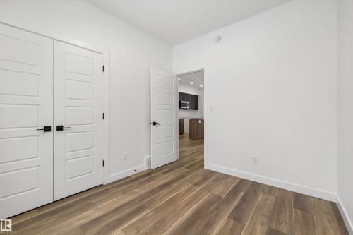20820 40 Avenue Nw, Edmonton, AB - Indoor Photo Showing Other Room