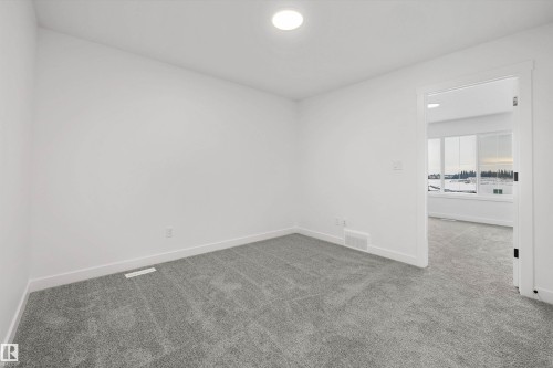 20820 40 Avenue Nw, Edmonton, AB - Indoor Photo Showing Other Room