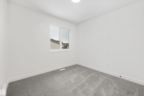 20820 40 Avenue Nw, Edmonton, AB - Indoor Photo Showing Other Room
