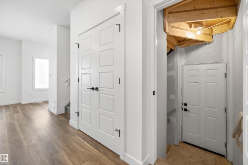 20820 40 Avenue Nw, Edmonton, AB - Indoor Photo Showing Other Room