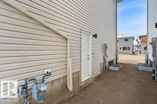 913 19 Avenue Nw, Edmonton, AB - Outdoor With Exterior