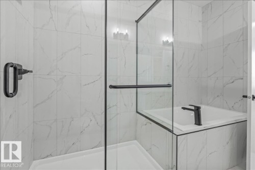 25 Foxtail Road, Fort Saskatchewan, AB - Indoor Photo Showing Bathroom