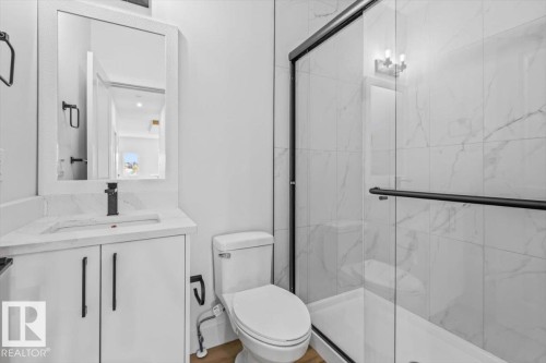25 Foxtail Road, Fort Saskatchewan, AB - Indoor Photo Showing Bathroom