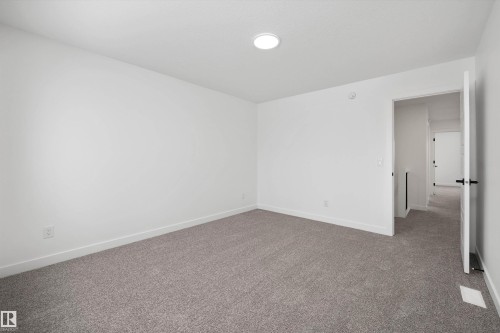 18931 28 Avenue Nw, Edmonton, AB - Indoor Photo Showing Other Room