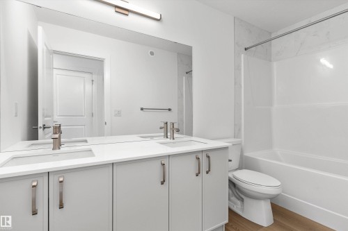 18927 28 Avenue Nw, Edmonton, AB - Indoor Photo Showing Bathroom