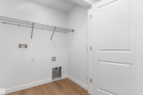 18927 28 Avenue Nw, Edmonton, AB - Indoor