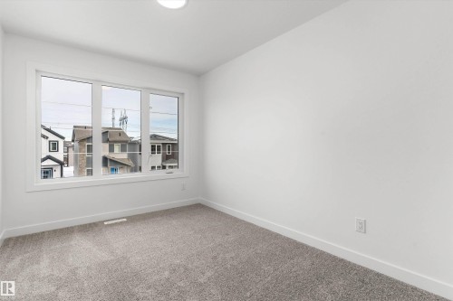 18927 28 Avenue Nw, Edmonton, AB - Indoor Photo Showing Other Room