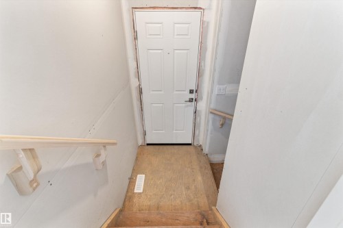 18927 28 Avenue Nw, Edmonton, AB - Indoor Photo Showing Other Room