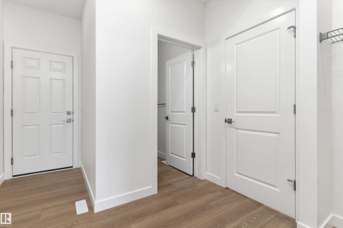 18927 28 Avenue Nw, Edmonton, AB - Indoor Photo Showing Other Room