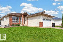 1046 JONES Crescent NW  Edmonton, AB T6L 6Y2