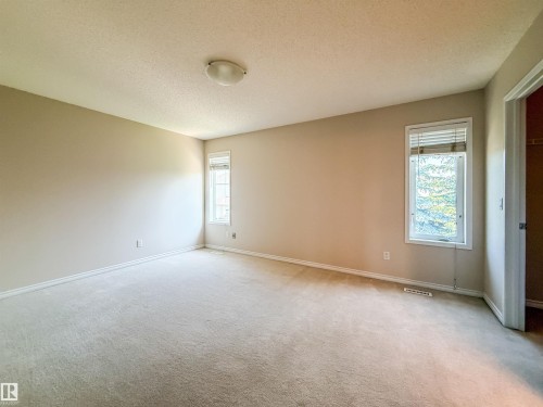 976 Rutherford Road Sw, Edmonton, AB - Indoor Photo Showing Other Room