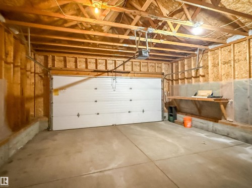 976 Rutherford Road Sw, Edmonton, AB - Indoor Photo Showing Garage
