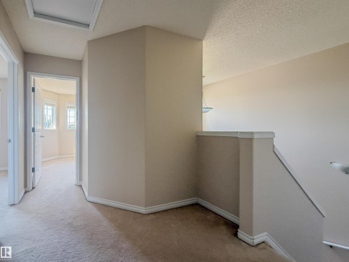 976 Rutherford Road Sw, Edmonton, AB - Indoor Photo Showing Other Room