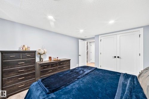 38 Avonlea Way, Spruce Grove, AB - Indoor Photo Showing Bedroom