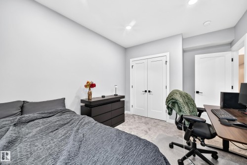 38 Avonlea Way, Spruce Grove, AB - Indoor Photo Showing Bedroom