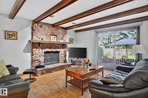 18132 78 Avenue Nw, Edmonton, AB - Indoor Photo Showing Living Room With Fireplace