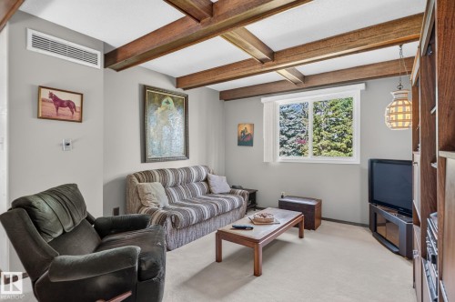 18132 78 Avenue Nw, Edmonton, AB - Indoor
