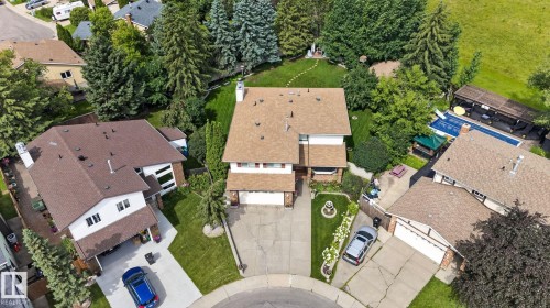18132 78 Avenue Nw, Edmonton, AB - Outdoor