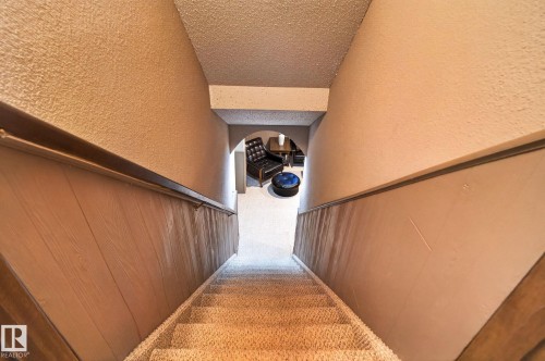 18132 78 Avenue Nw, Edmonton, AB - Indoor Photo Showing Other Room