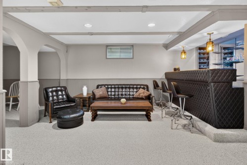18132 78 Avenue Nw, Edmonton, AB - Indoor