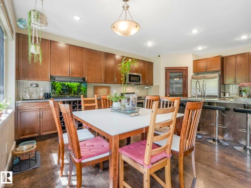 2825 Anderson Place Sw, Edmonton, AB - Indoor