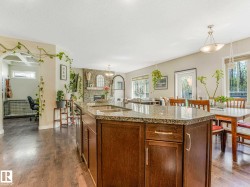 2825 ANDERSON Place SW  Edmonton, AB T6W 0V7