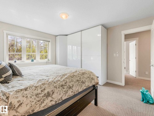 2825 Anderson Place Sw, Edmonton, AB - Indoor Photo Showing Bedroom