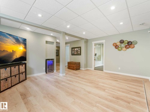 2825 Anderson Place Sw, Edmonton, AB - Indoor