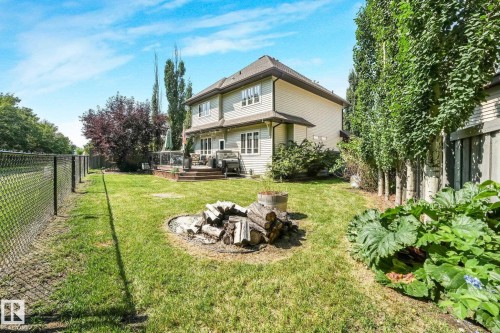 2825 Anderson Place Sw, Edmonton, AB - Outdoor