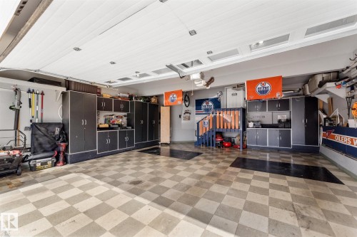 8 Danfield Place, Spruce Grove, AB - Indoor Photo Showing Garage