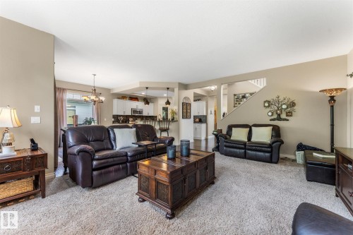 8 Danfield Place, Spruce Grove, AB - Indoor Photo Showing Living Room