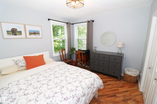 8620 79 Street Nw, Edmonton, AB - Indoor Photo Showing Bedroom