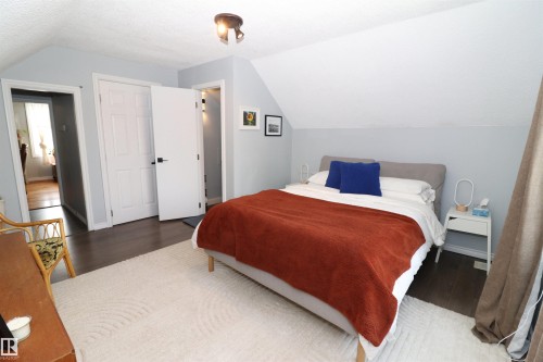 8620 79 Street Nw, Edmonton, AB - Indoor Photo Showing Bedroom
