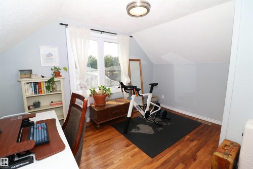 8620 79 Street Nw, Edmonton, AB - Indoor