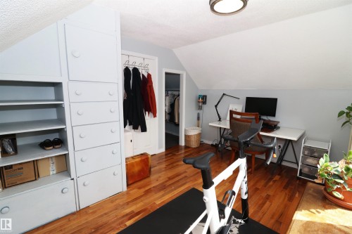 8620 79 Street Nw, Edmonton, AB - Indoor Photo Showing Office